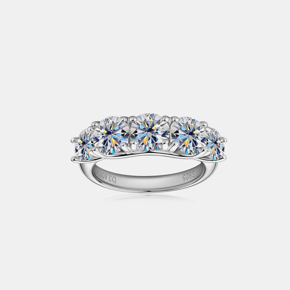Silver band ring with five round moissanite stones, brilliant cut, s925 stamped