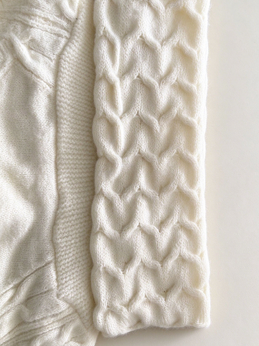 ivory turtleneck sweater with stretch and long sleeve