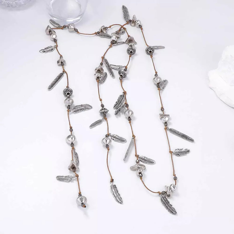 silver necklace with long and adjustable tie