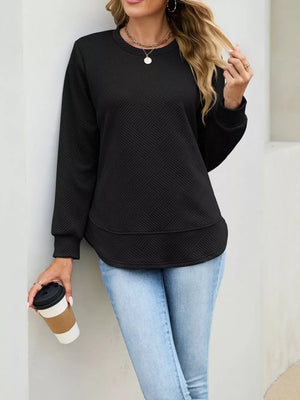 sweatshirt in dusty blue with crew neck and long sleeve