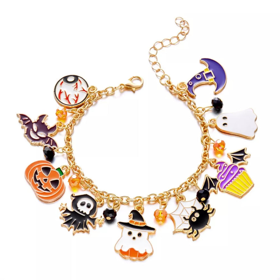 bracelet in white with charm bracelet and adjustable