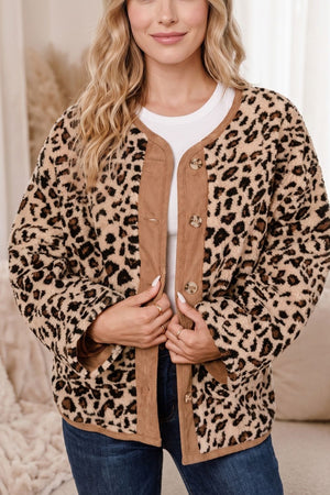 Shell:100% polyesterm Lining:100% polyester Care instructions: Machine wash cold jacket in camel with relaxed silhouette