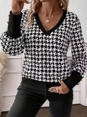 houndstooth with Printed V-neck Long Sleeve T-shirt
