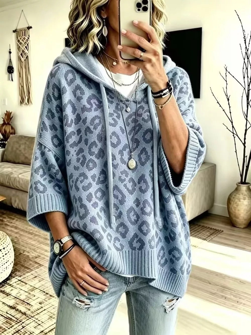 Blue relaxed pullover hoodie with hooded