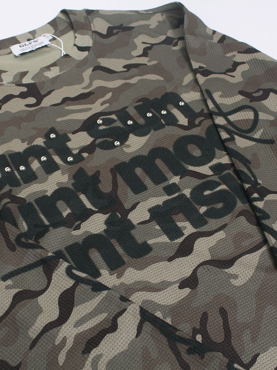 t-shirt in dark green with camo and graphic print