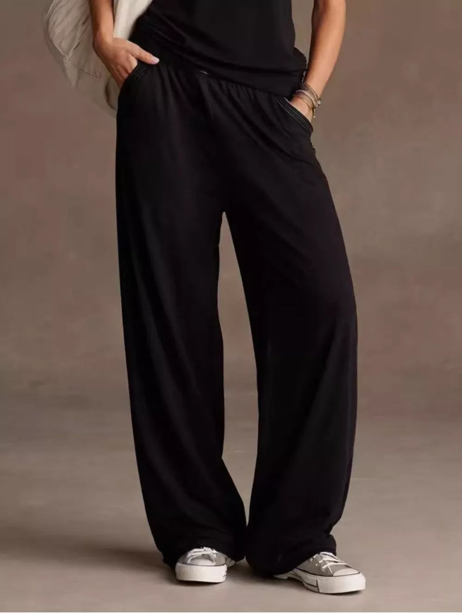 Sleeveless V-neck Tank And Wide-leg Pants Set in White with pocketed