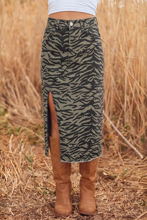 midi skirt in olive featuring buttoned and straight fit