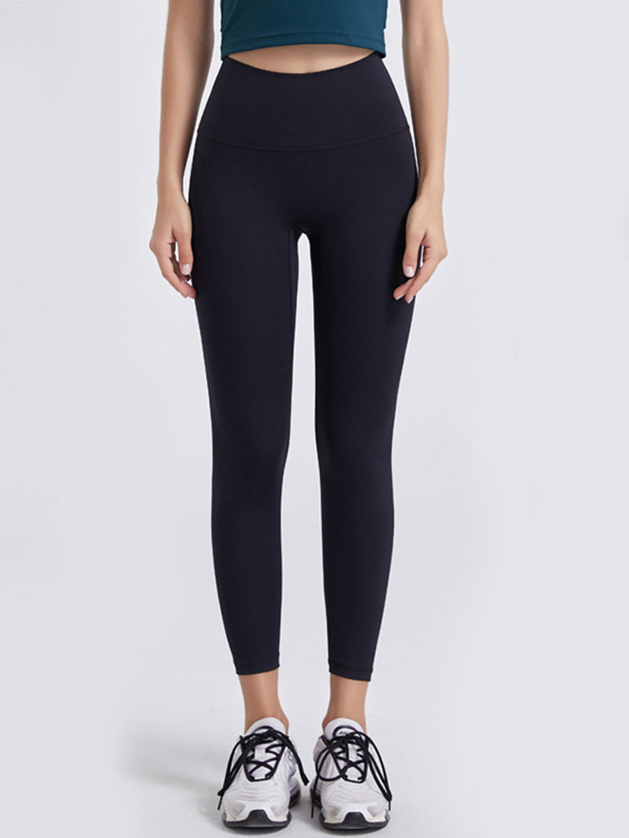 Black high-waist leggings with a seamless contour design.