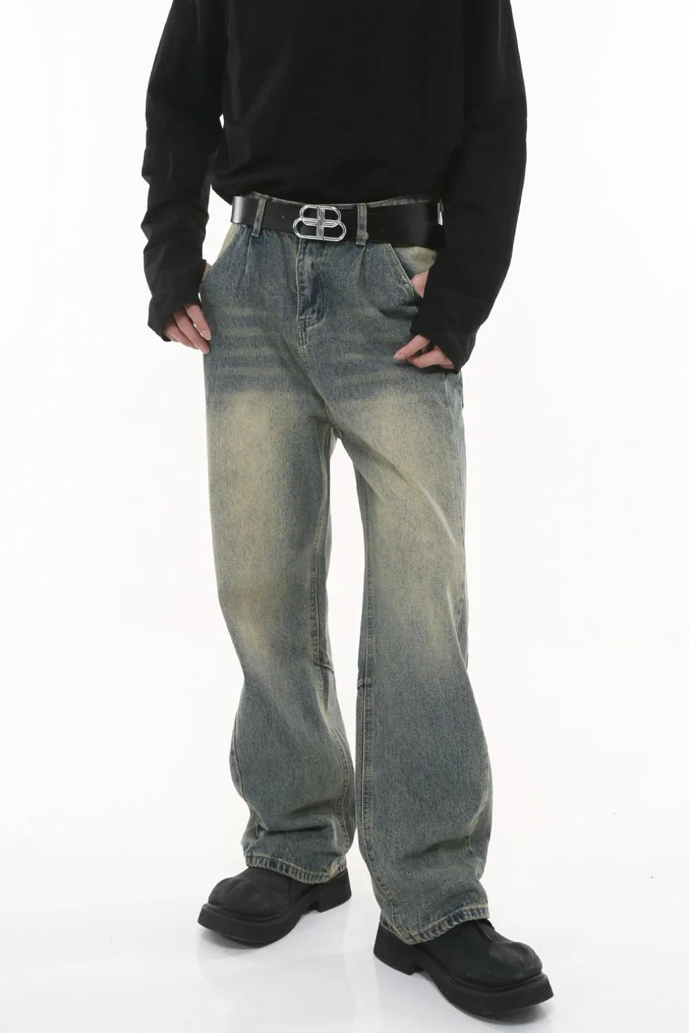 Vintage wash wide-leg jeans in Air Force Blue with pleated front detail