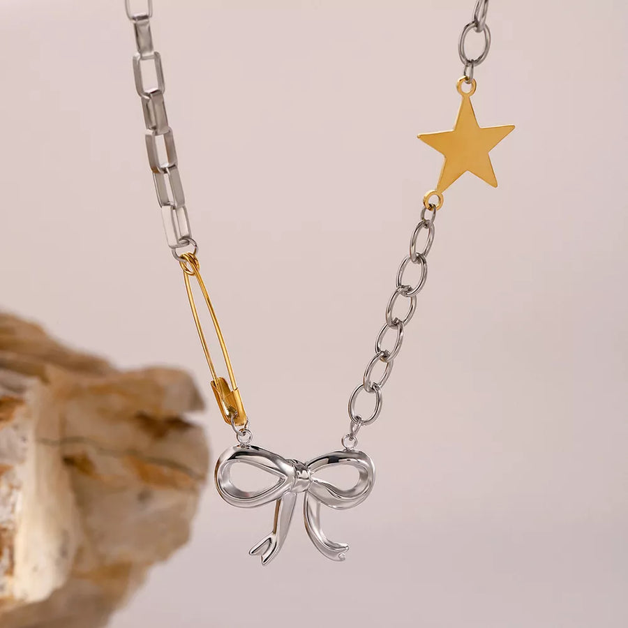 necklace in gold with layered and choker