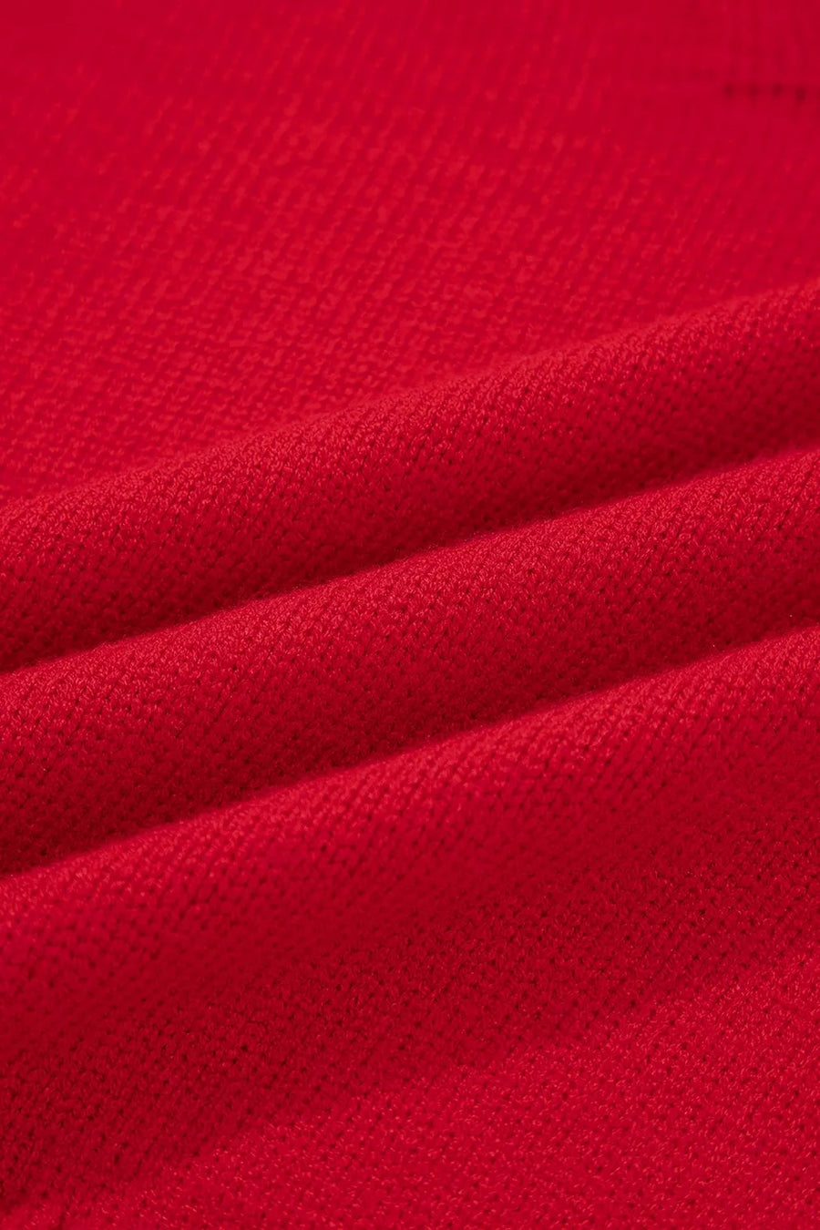 pullover sweater in Deep Red with ribbed hem and waist-length
