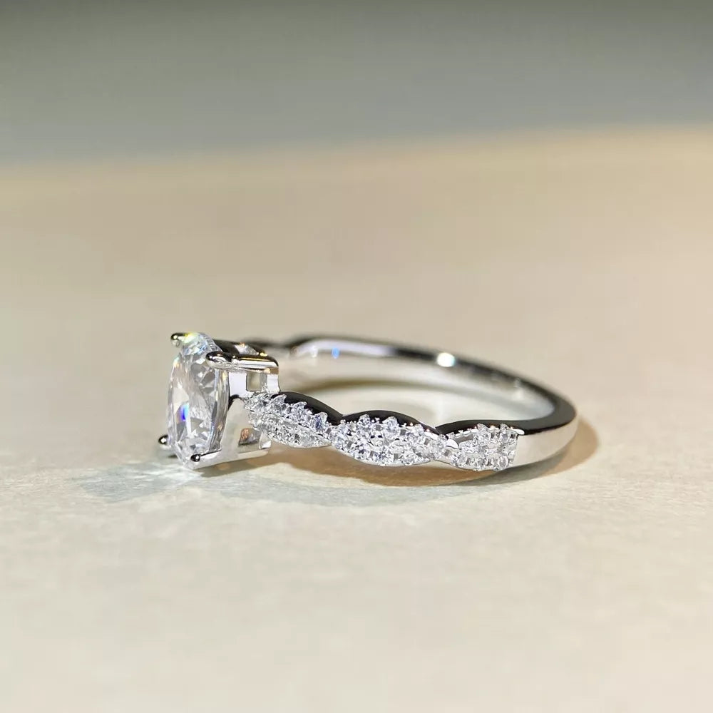 High-carbon Diamond 925 Sterling Silver Oval Ring in silver with oval cut diamond