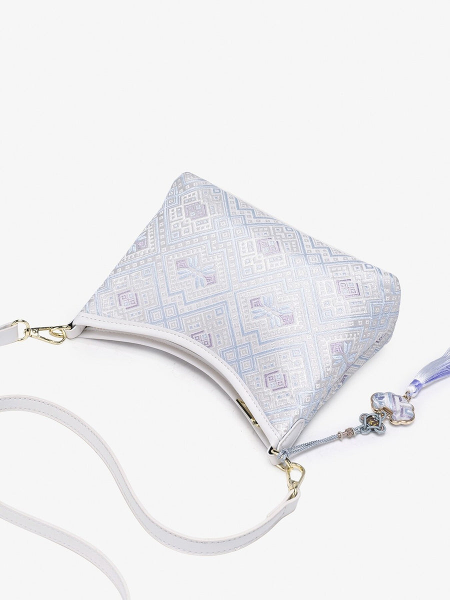 Chest bags 8