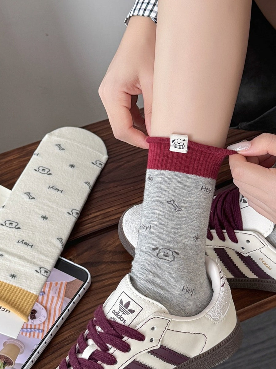 socks in beige with ribbed cuff and crew-length