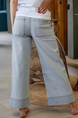 Striped Wide-leg Cropped Jeans option 6