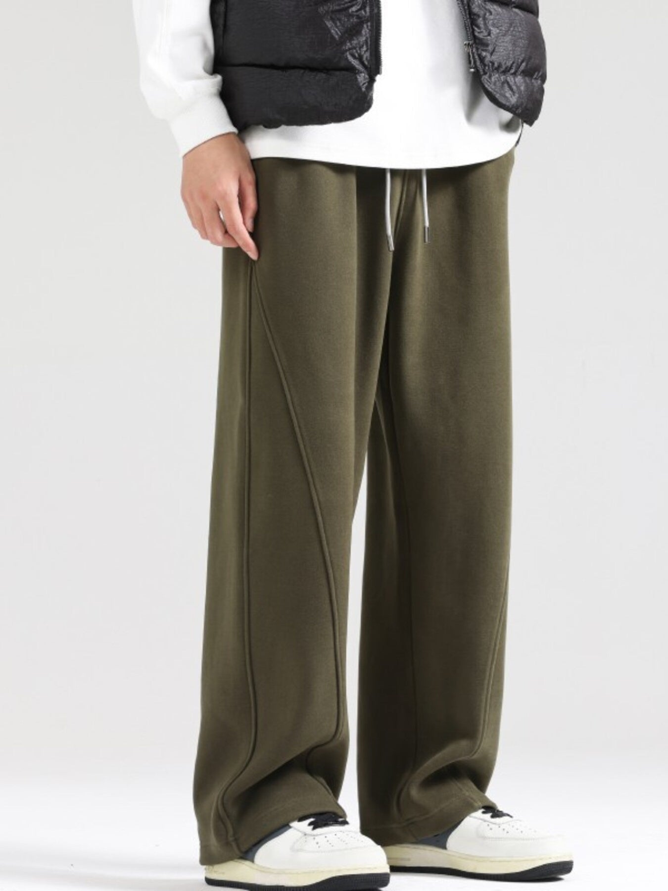 Men's plus-size wide-leg sweatpants in Army Green with drawstring waist and seam detail.