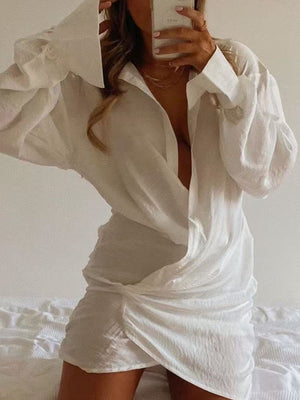 Organic cotton and polyester blend mini dress in White with relaxed silhouette
