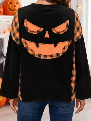 65% polyester, 35% cotton Care instructions: Machine wash cold t-shirt in Black with relaxed silhouette