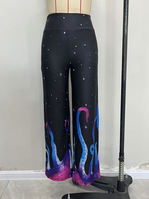Black flare pants with full-length and elastic