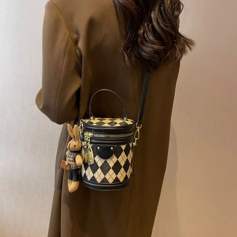 Black Diamond Pattern Bucket Crossbody Bag