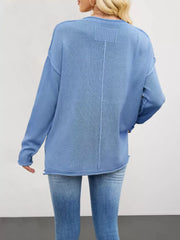 Blue crewneck sweater with hip-length and pullover