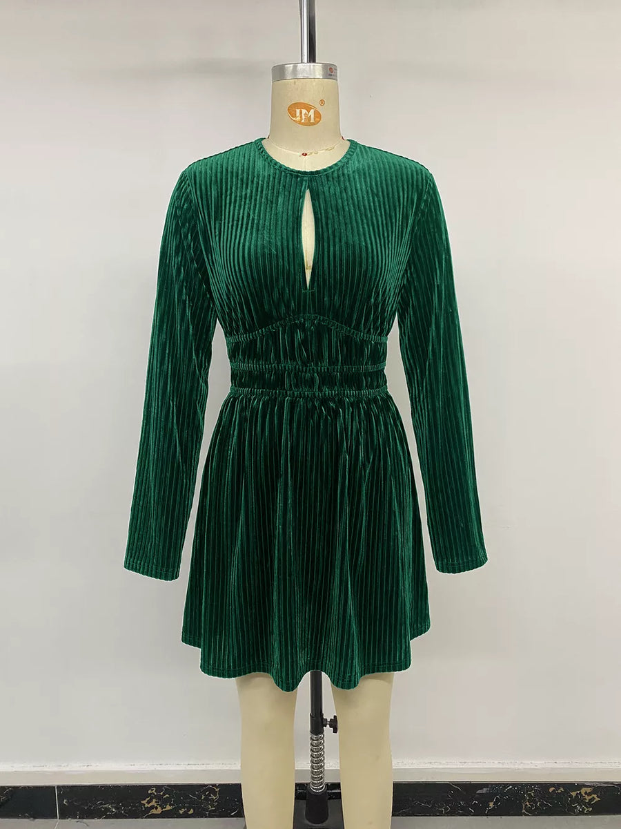emerald green mini dress with stretch and long sleeve