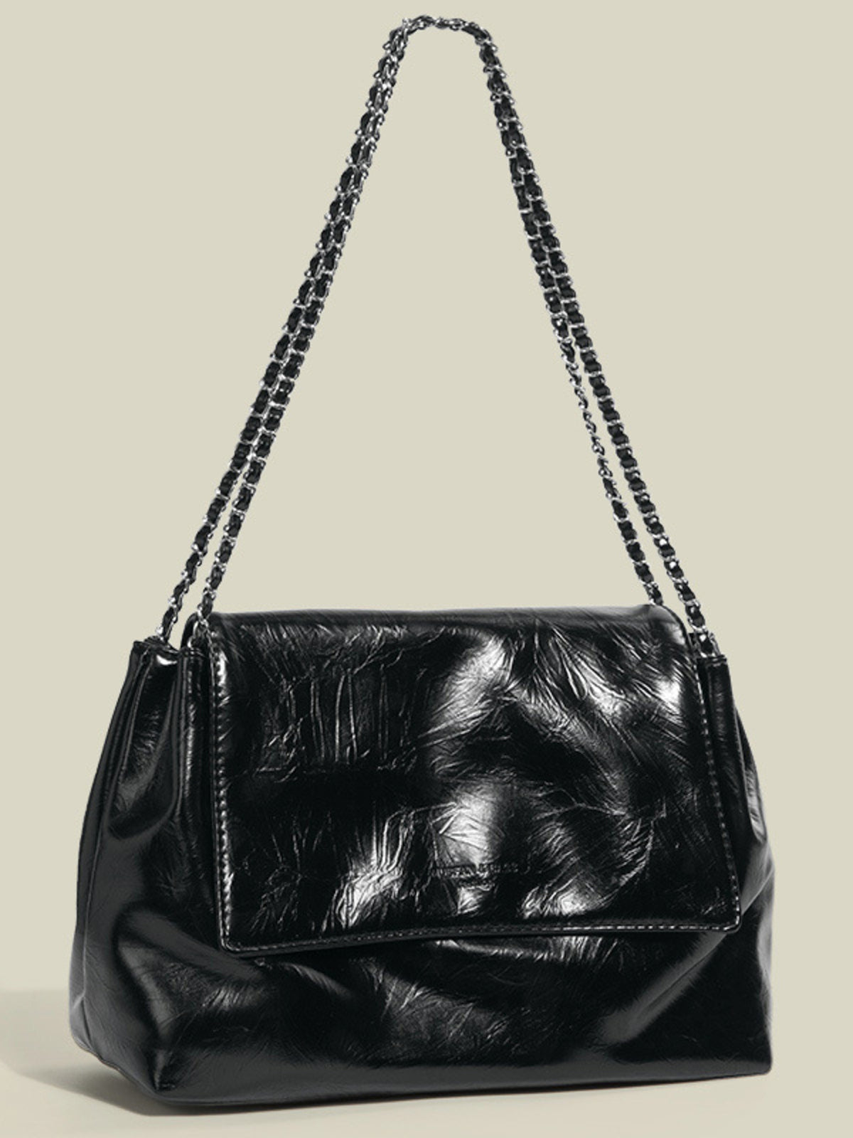 Black crinkled pu leather shoulder bag with chain strap