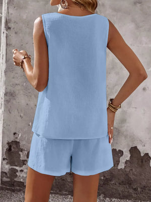 Sky blue cotton two-piece set with sleeveless top and shorts, casual chic outfit