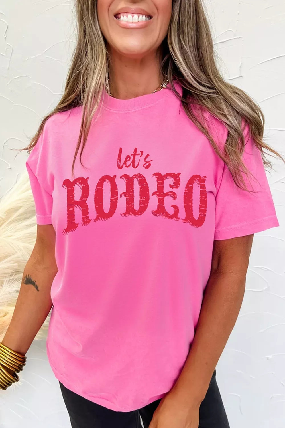 hot pink t-shirt with graphic-print and crew neck