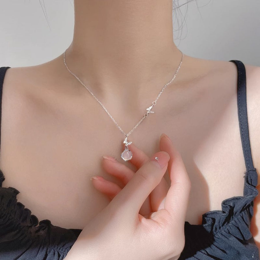 925 sterling silver,white chalcedony Care instructions: Avoid wearing during exe necklace in Silver with straight silhouette