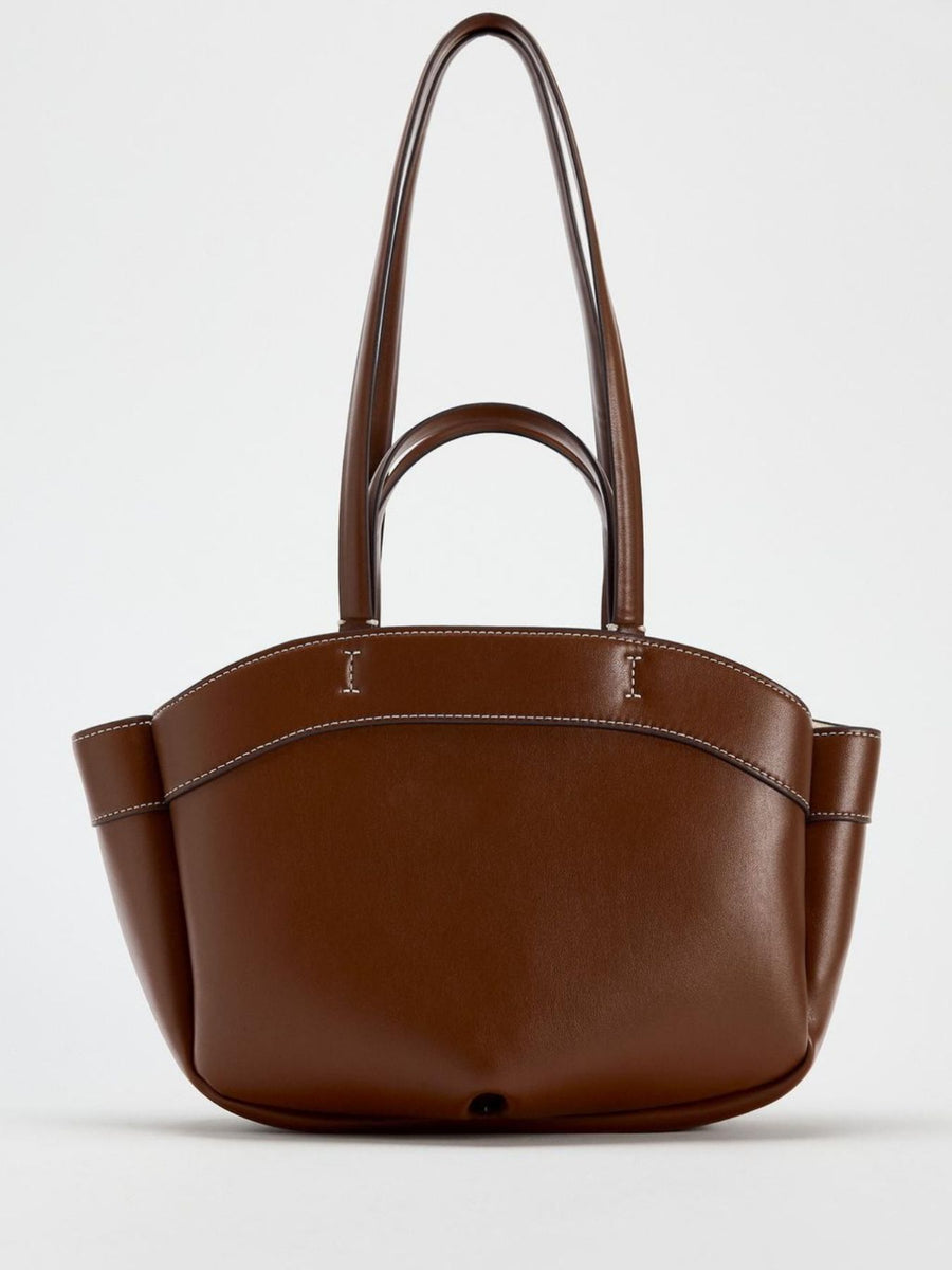 tote in brown