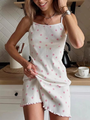 95% polyester, 5% elastane Care instructions: Machine wash cold wrap dress in White with A-line silhouette