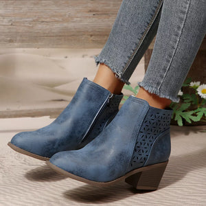 boots in Brown with point toe and ankle-length