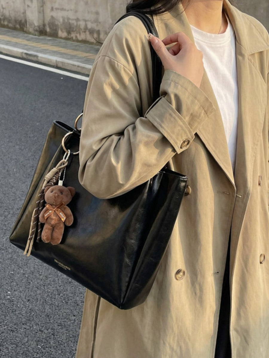 Black shoulder bag