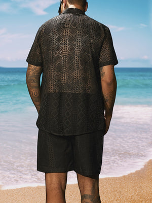 95%cotton,5%spandex Care instructions: Machine wash cold button-up shirt in black with regular silhouette