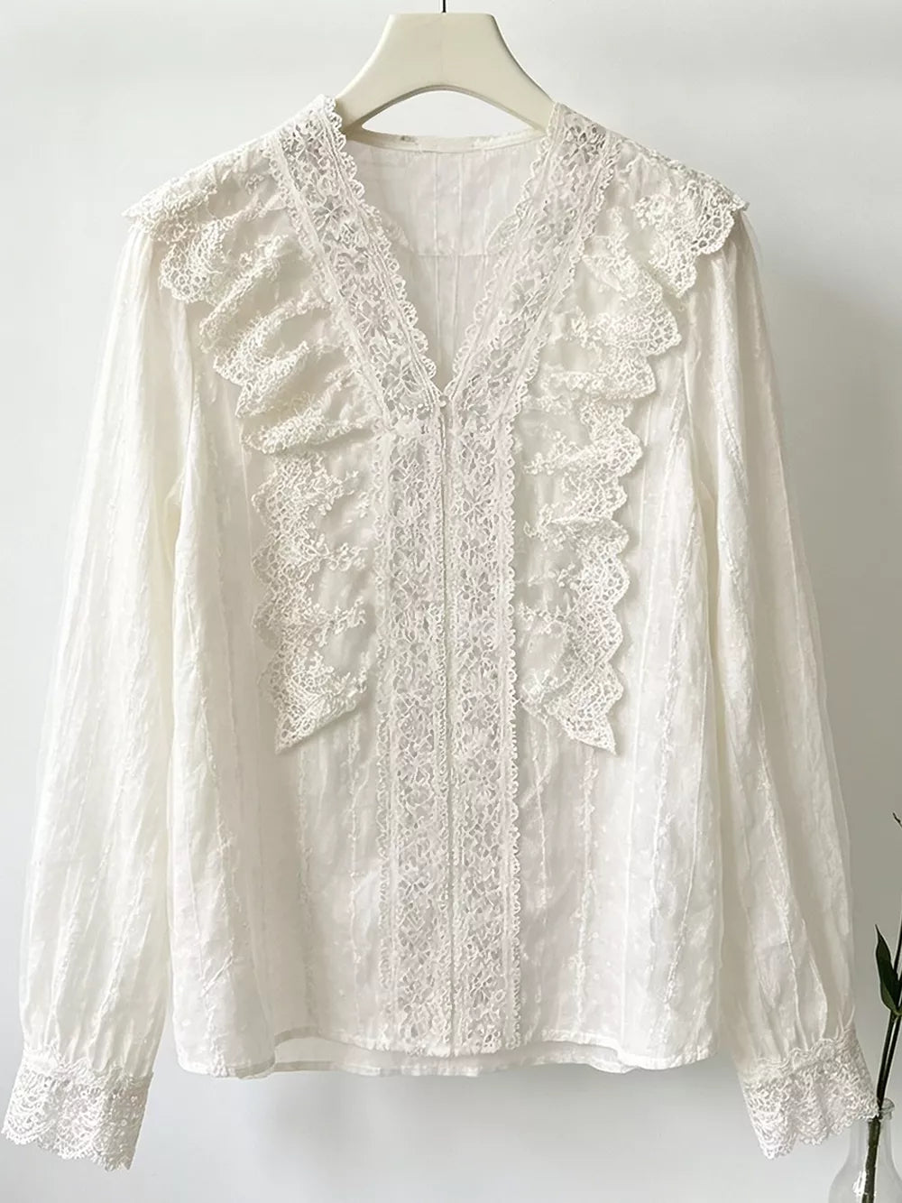 Apricot blouse with hip-length and pullover