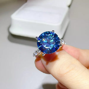 deep blue ring with not applicable and not applicable