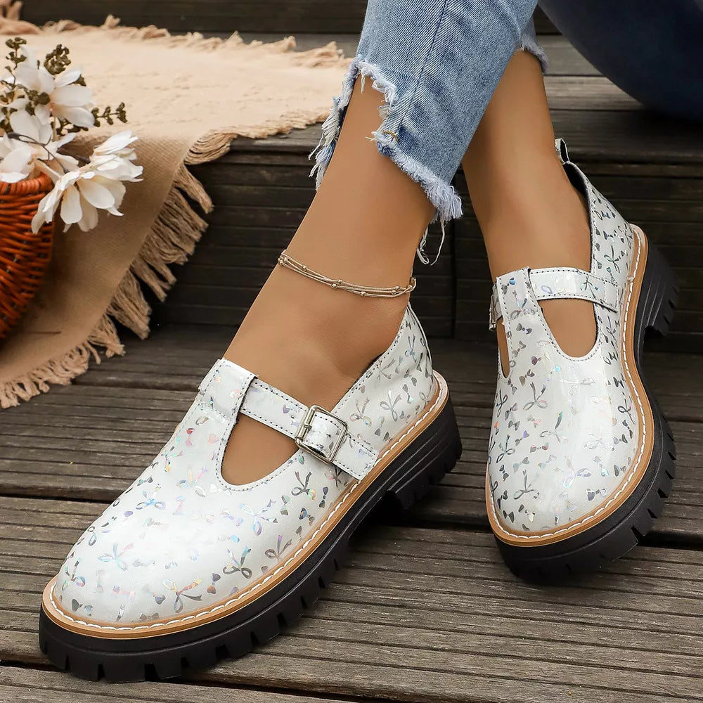 Round Toe Platform Loafers in Black