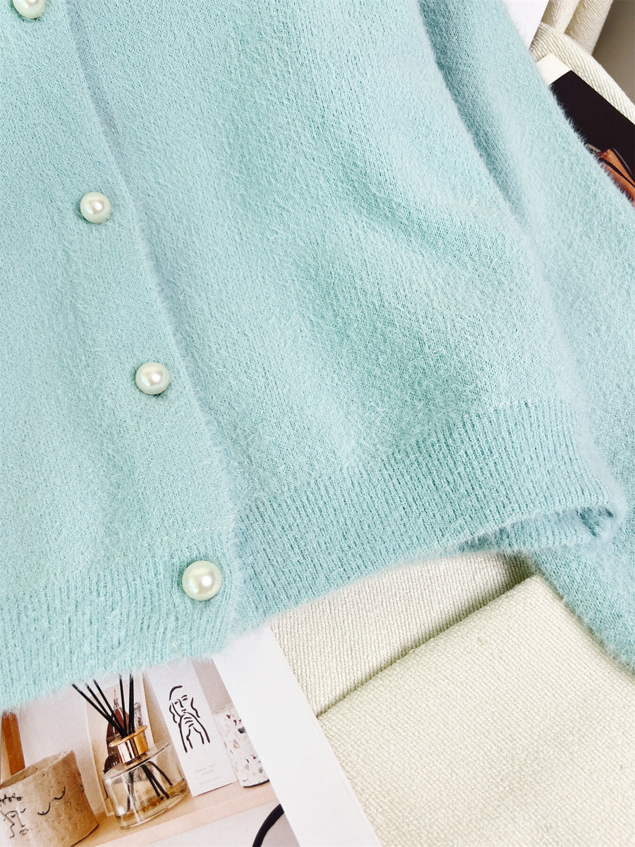 Blue cardigan with stretchy and long sleeve