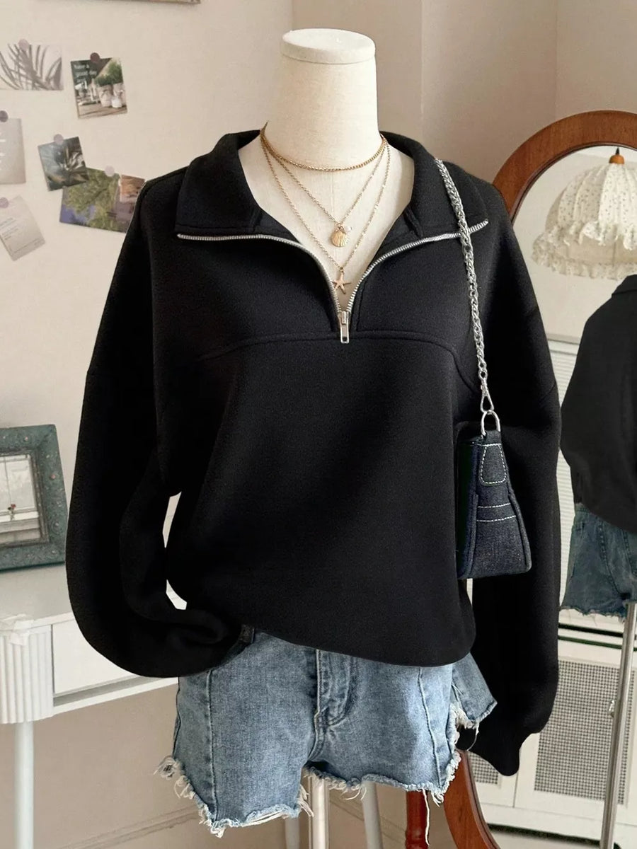 athleisure sweatshirt in heather grey with collared