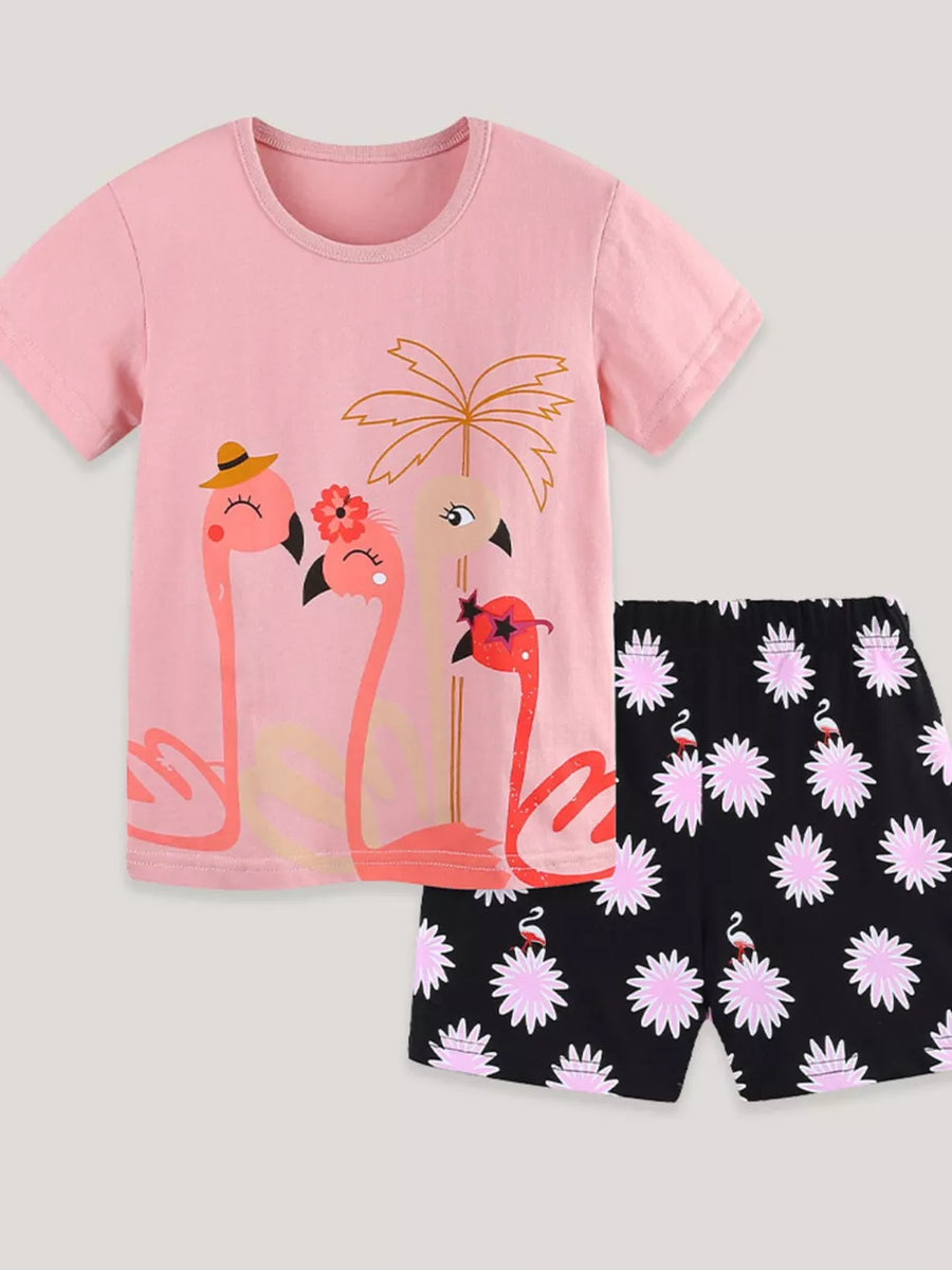 Pink flamingo graphic tee and black floral print shorts set for babies.