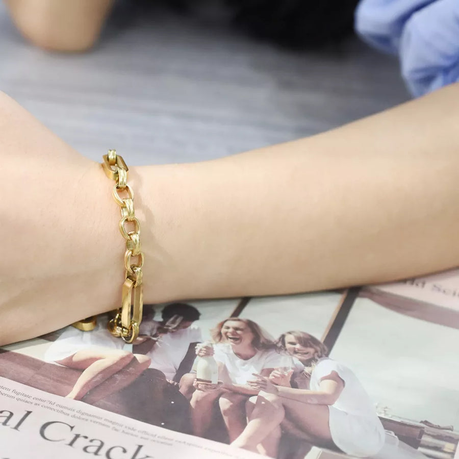 bracelet in gold