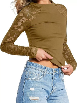 Black t-shirt with hip-length and pullover