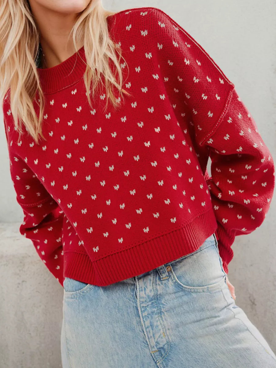 White oversized pullover sweater with crew neck