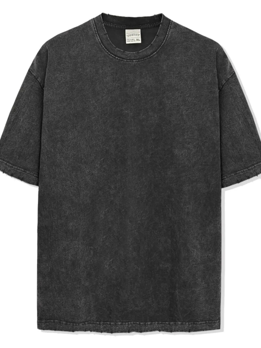 Acid wash black oversized tee with crew neck and short sleeves.