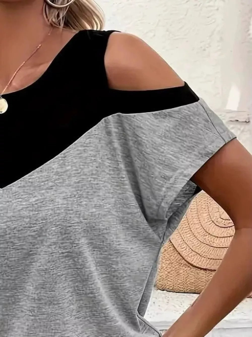 Dark Gray Cold Shoulder Color Block T-shirt