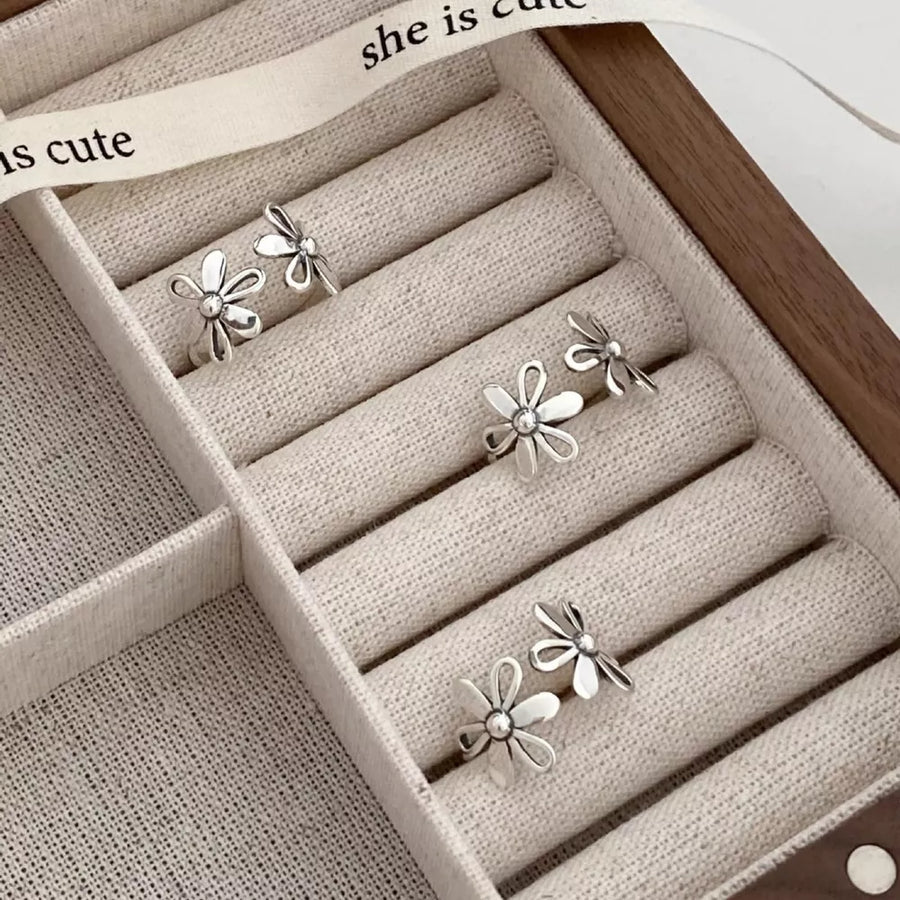 romantic ring in Silver with not applicable