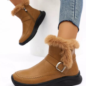 boots in Blue with faux fur lining and ankle-length