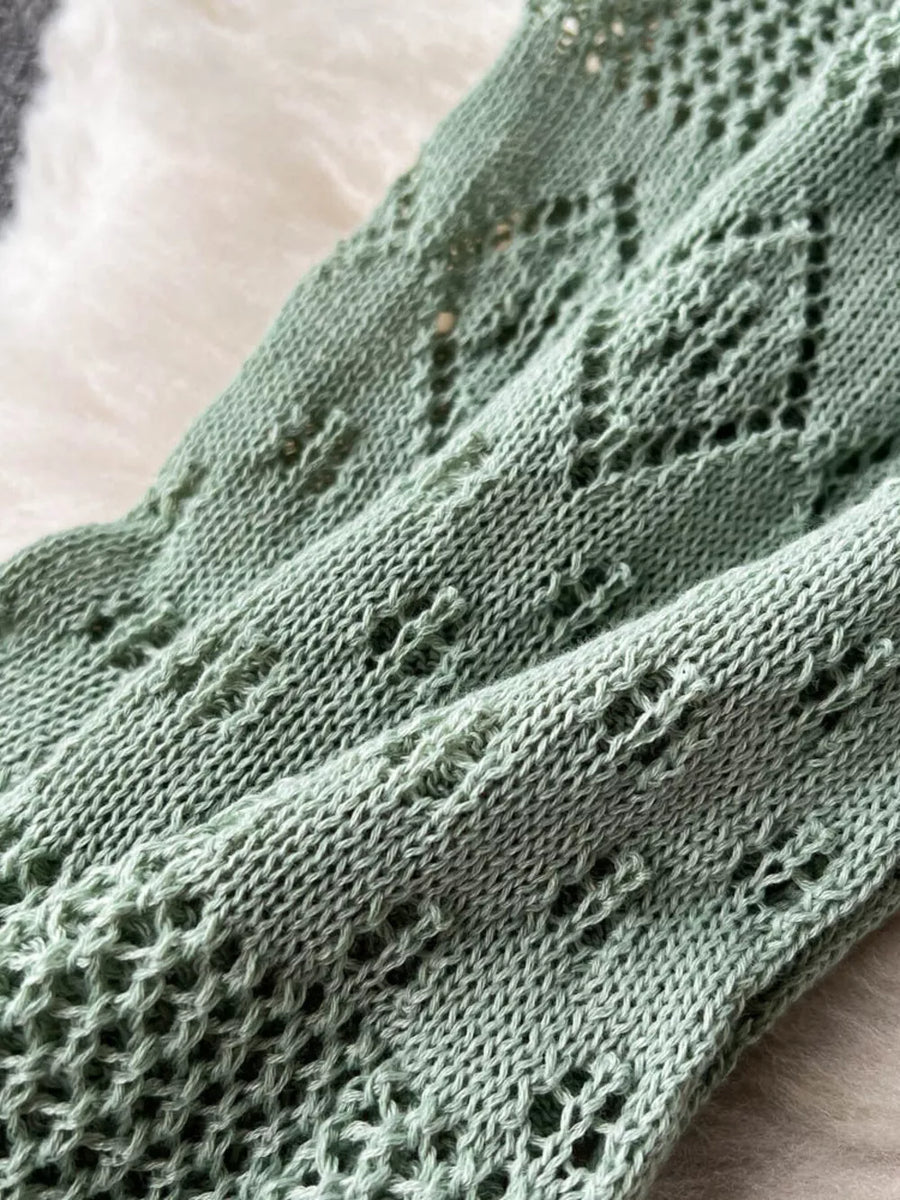 Green crochet halter neck and wide-leg set with lace details