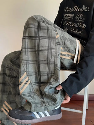Men's Plaid Wide-leg Sweatpants With Side Stripes in Green